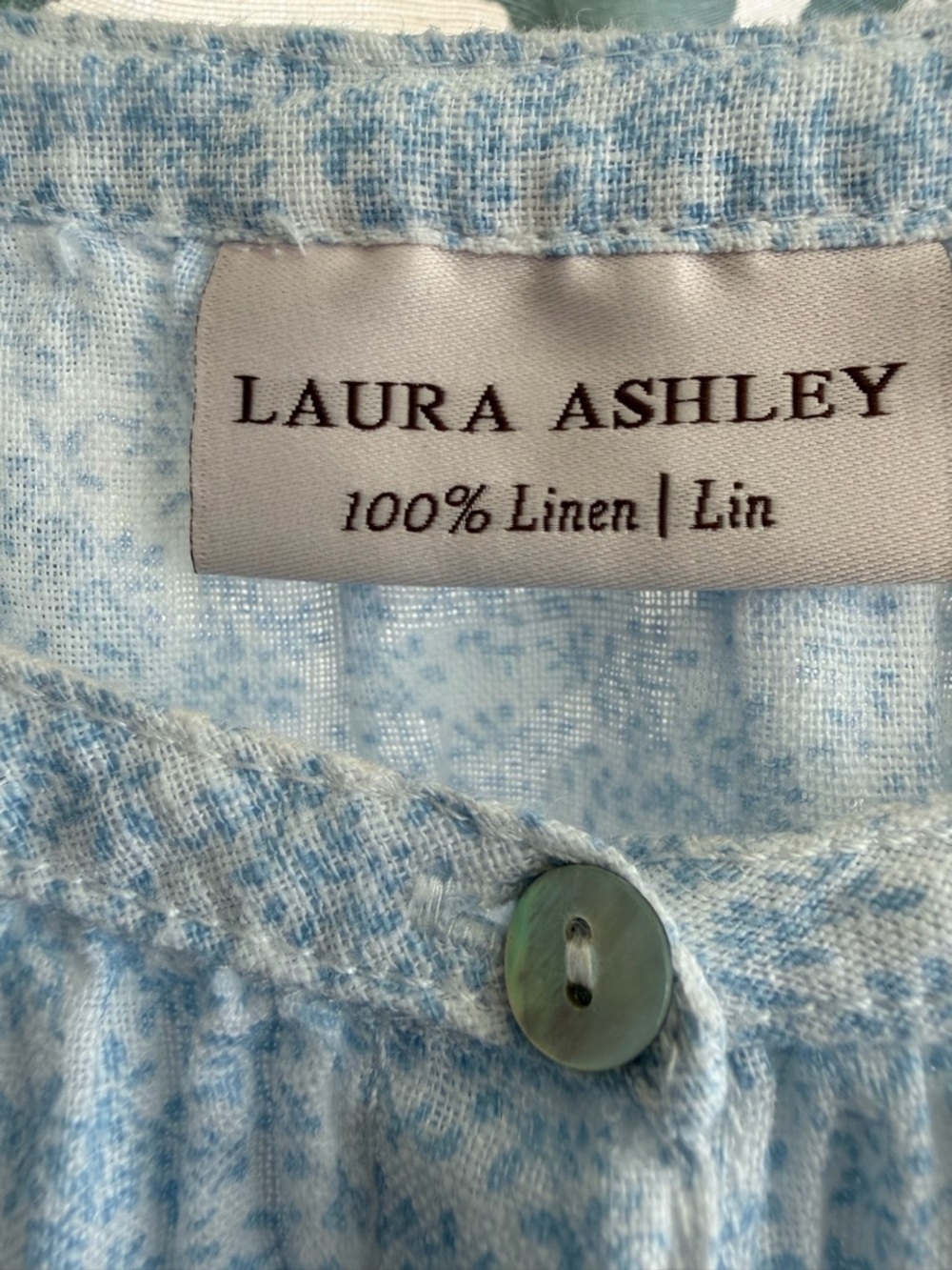Laura Ashley Pale Blue Linen Button-Up Top NEW WITH TAGS - Picture 3 of 6